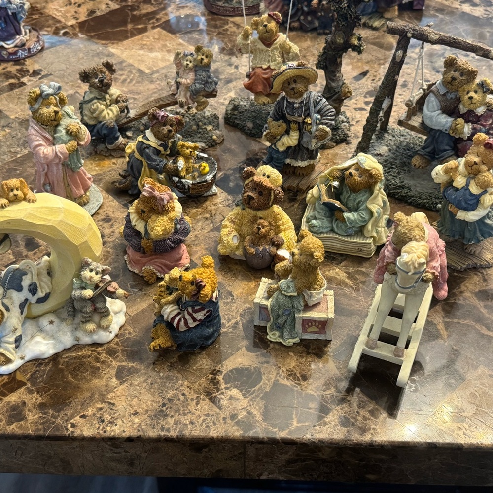 Boyds Bears Figurine Collection - Multicolor